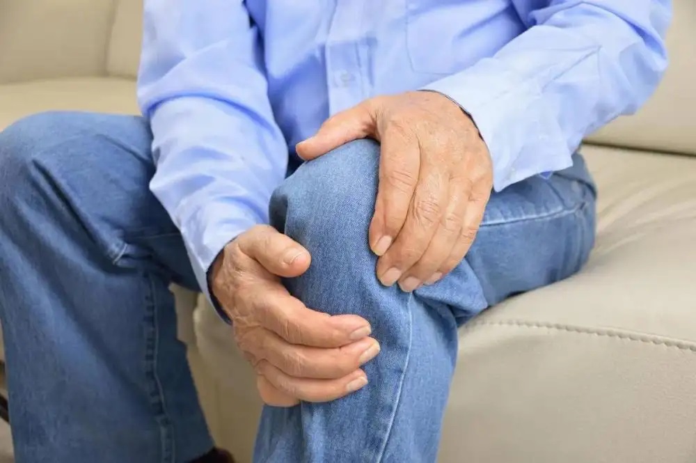 老年人出现不明原因疼痛，专家建议做这种检测